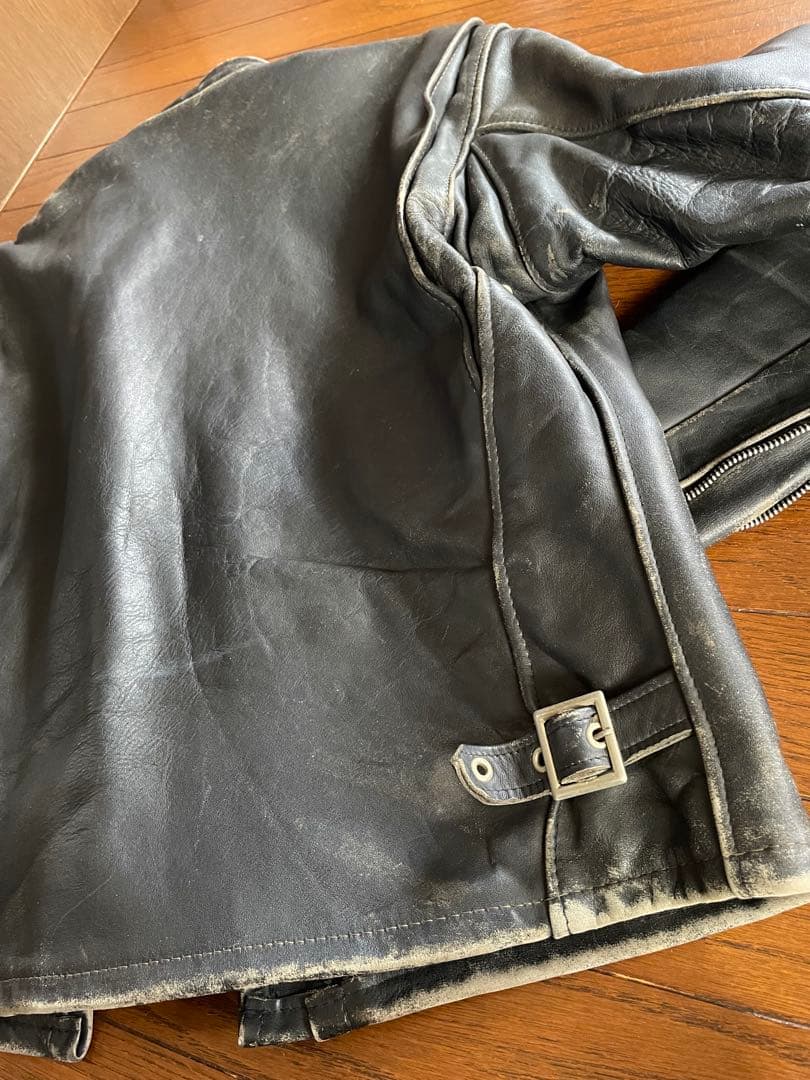 しょう　Schottシングルライダース