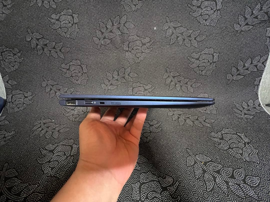 Windowsノート本体 HP Elite Dragonfly Core i7 16GB 256SSD