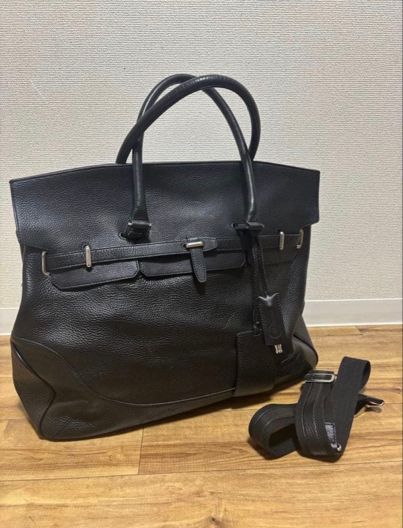 ペッレモルビダ メイデンヴォヤージュ フラップボストンバッグ 黒　Lサイズ