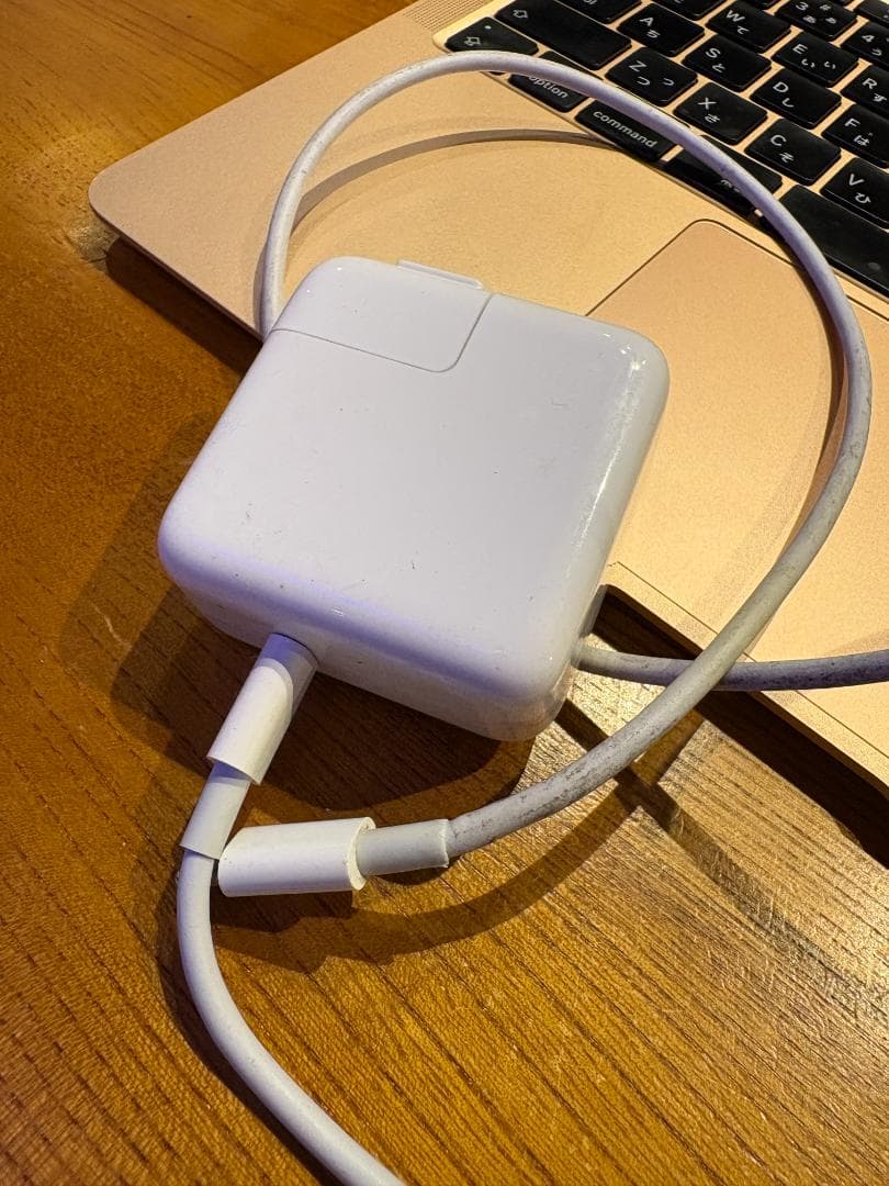 AppleMacBook Air 13インチ M1 8GB 256GB GOLD