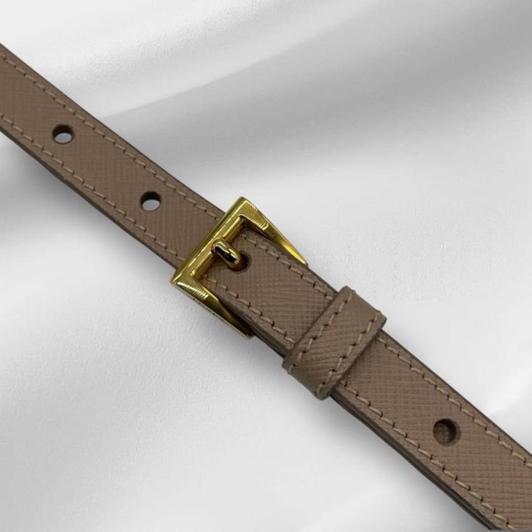 【美品】 PRADA プラダ サフィアーノレザー ショルダーストラップ