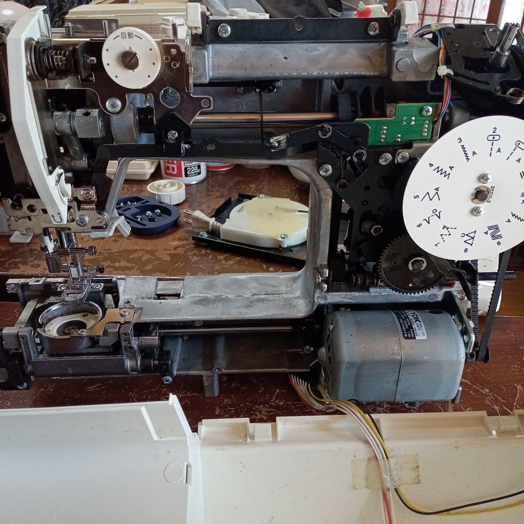 シンガー電子ミシン本体　分解整備済み　フットコントローラー付き