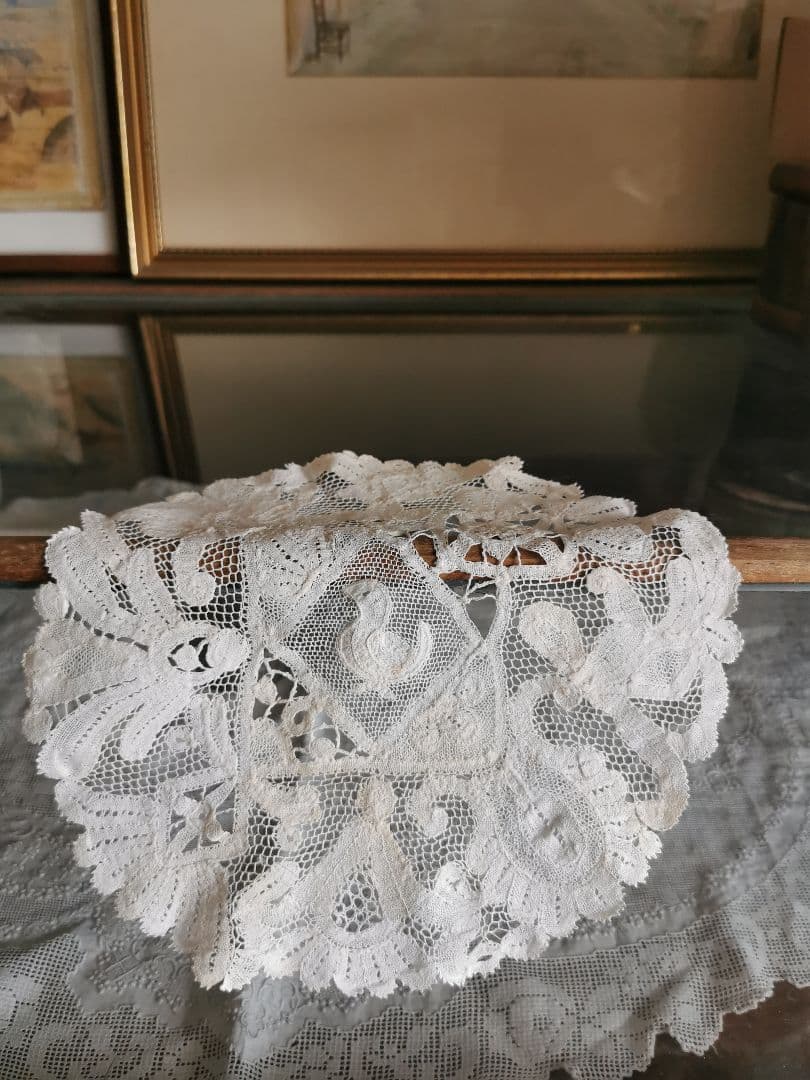 アンティーク 1880年頃 ミラネーゼレース 鴨/家鴨 ボビン編リネンドイリー