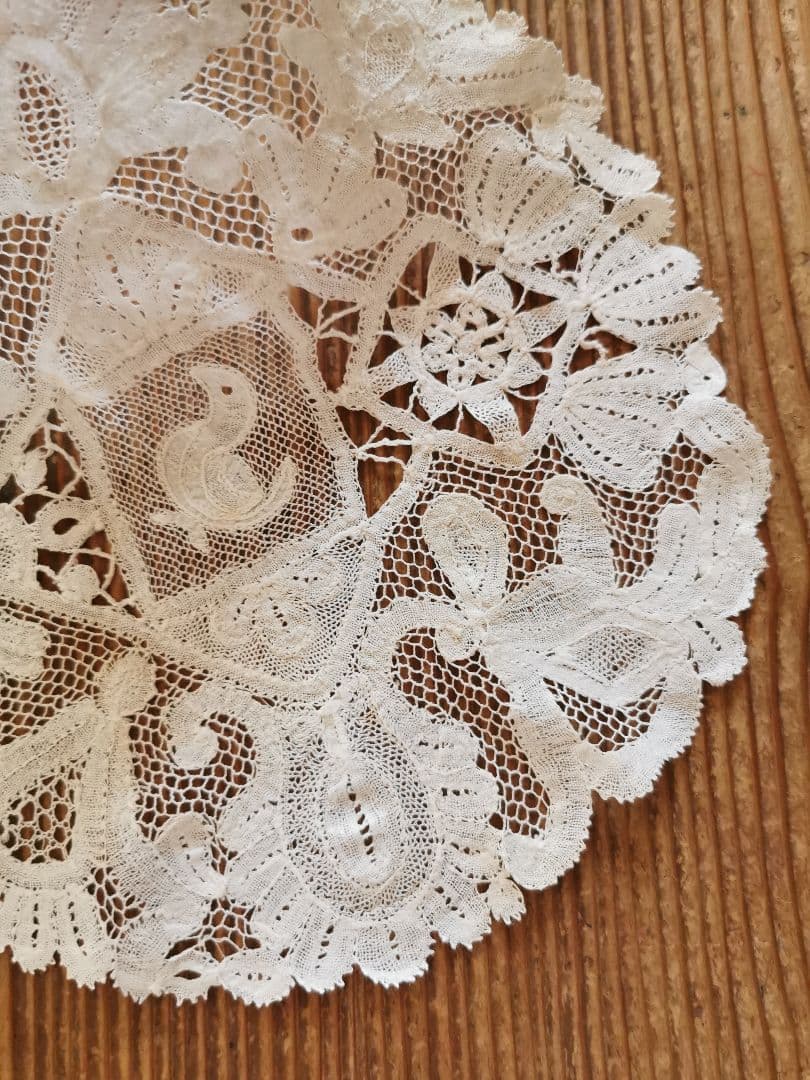 アンティーク 1880年頃 ミラネーゼレース 鴨/家鴨 ボビン編リネンドイリー