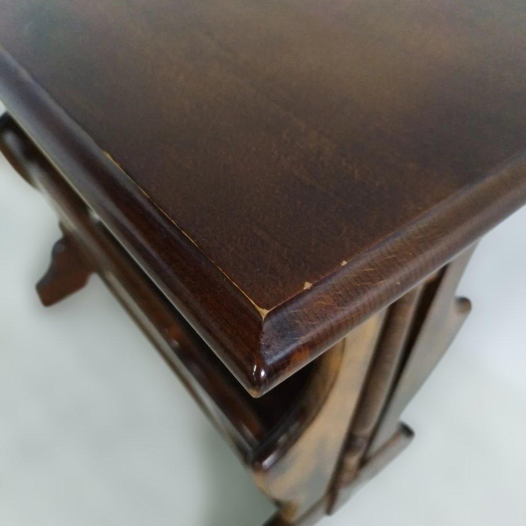 【引取り歓迎】カリモク コロニアル サイドテーブル マガジンラック付き