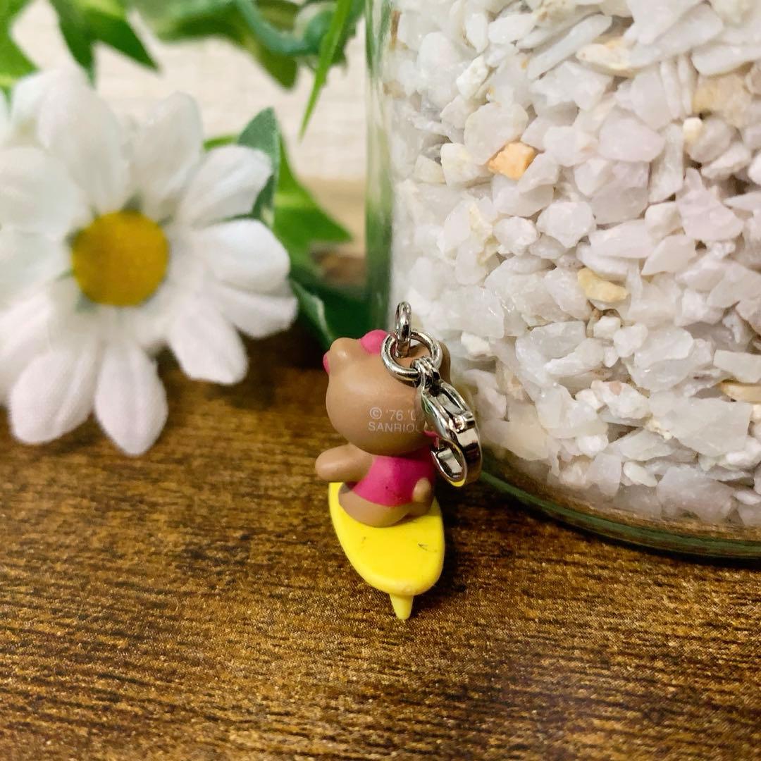 レア　ハローキティ 日焼け　ガングロ　サーフィン　ファスナーマスコット