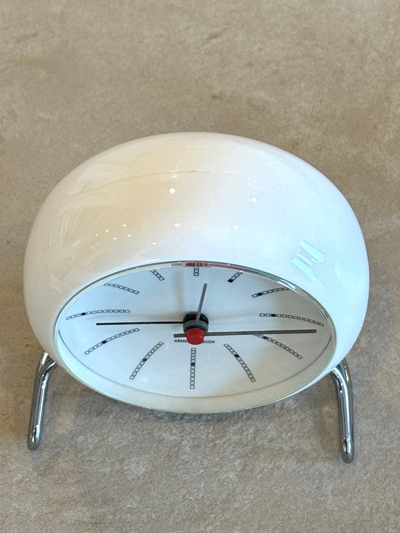アルネヤコブセン 置き時計 バンカーズ テーブルクロック　ホワイト