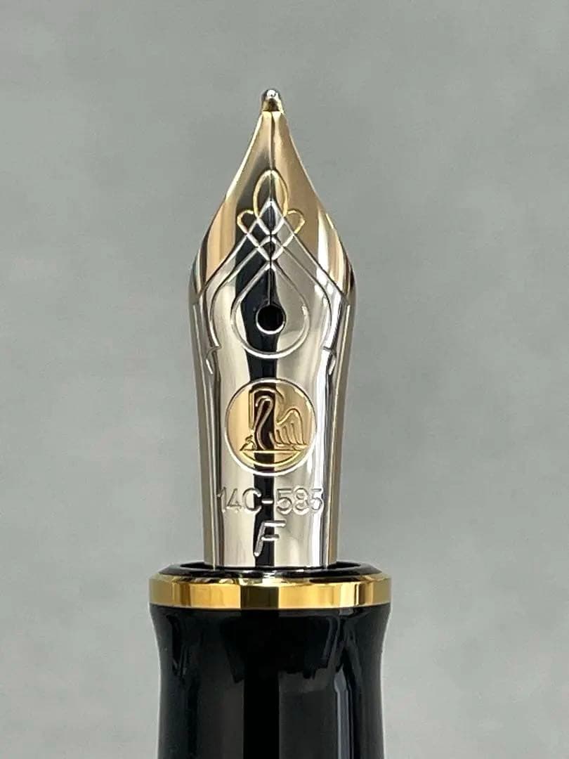 【未使用】ペリカンの万年筆M400グリーンストライプ、インクセット