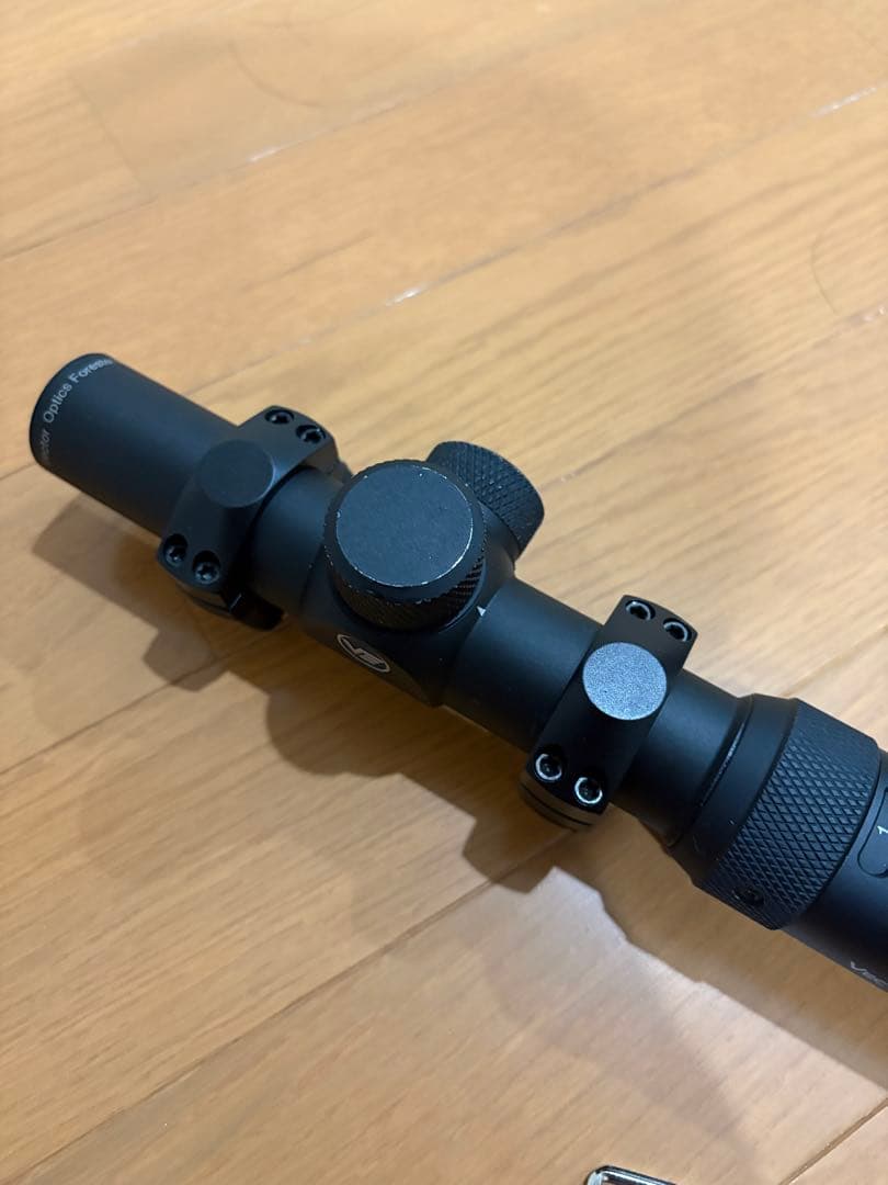 ベクターオプティクス　フォレスターJr.(ジュニア) 純正マウント　おまけ付き