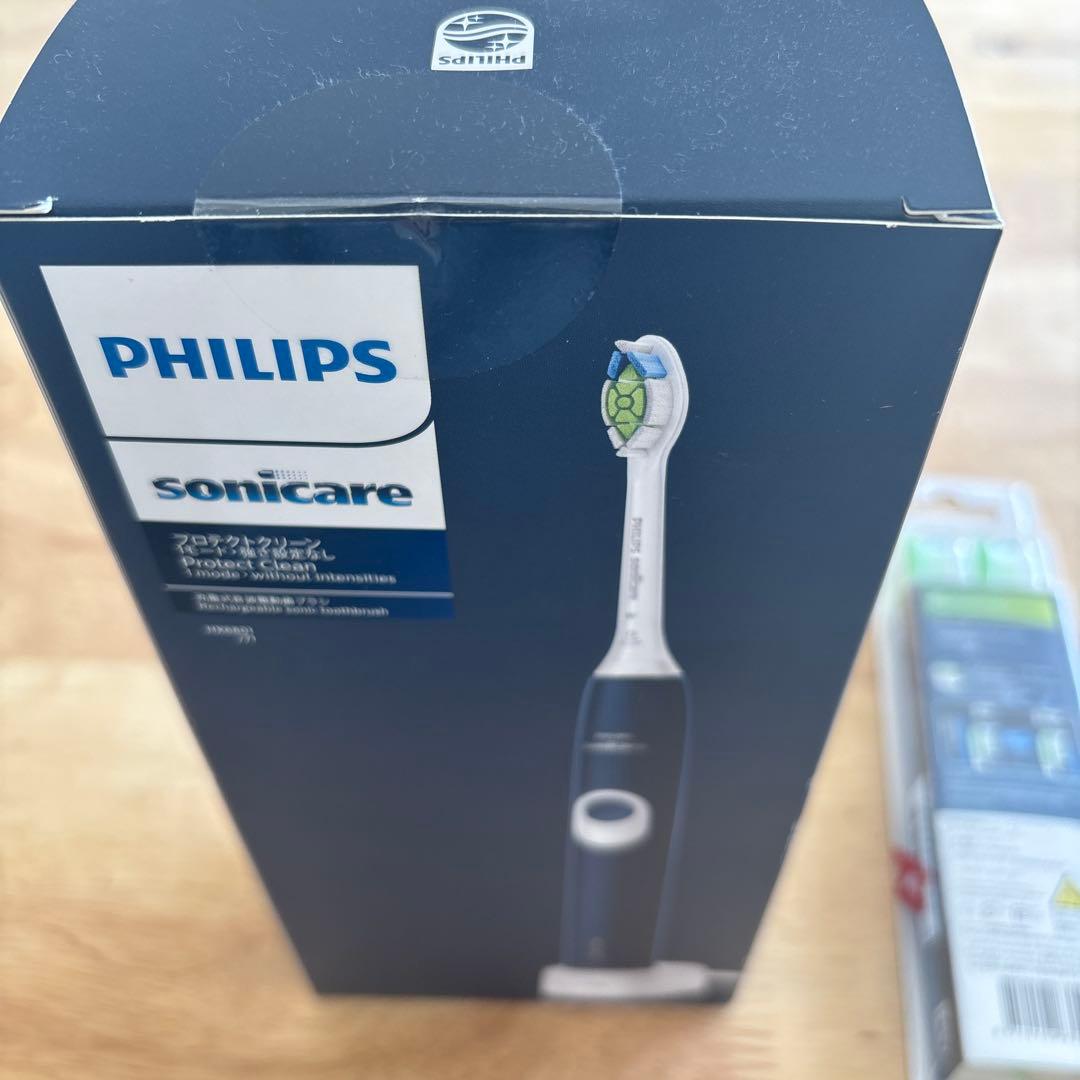 【新品未使用品】PHILIPS 電動歯ブラシ 本体 W3ブラシヘッド付き