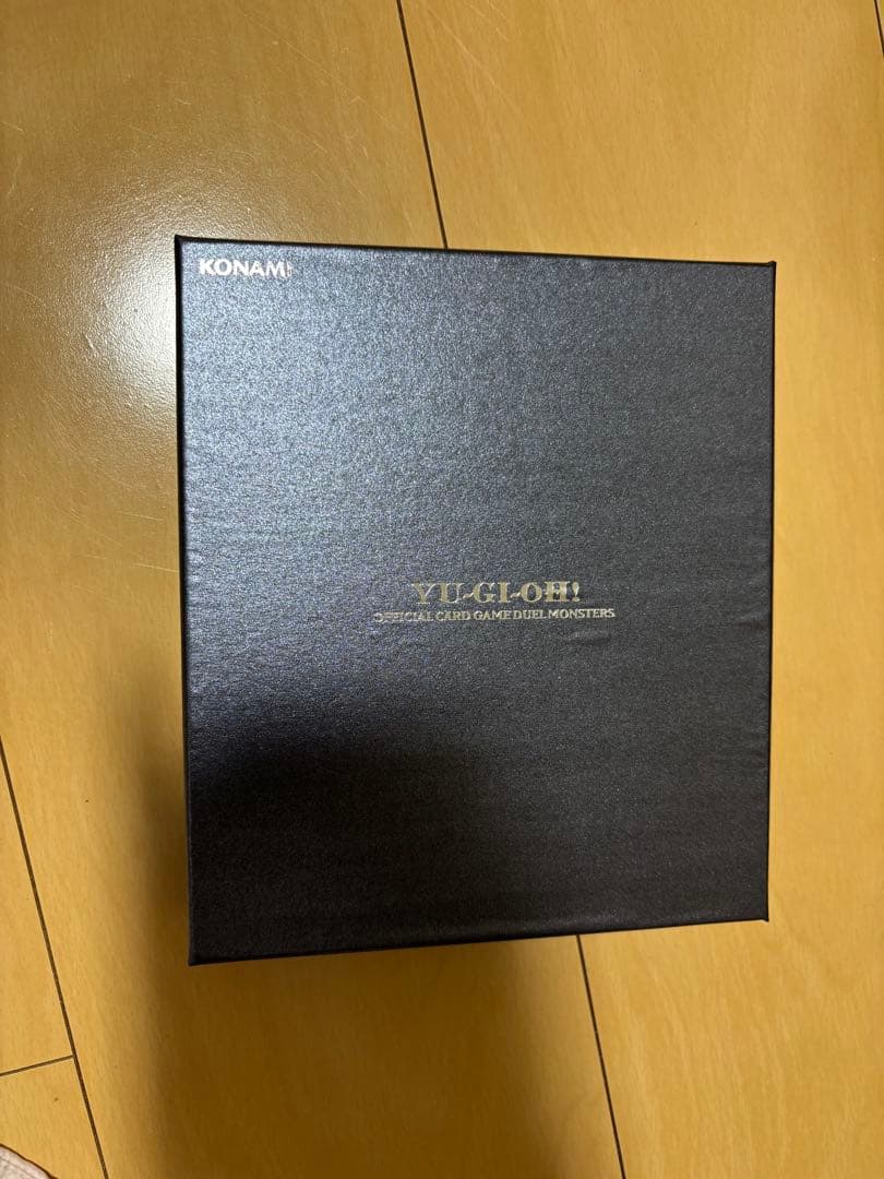 新品　最終値下げ　遊戯王　ステンレス三幻神等セット売りです!