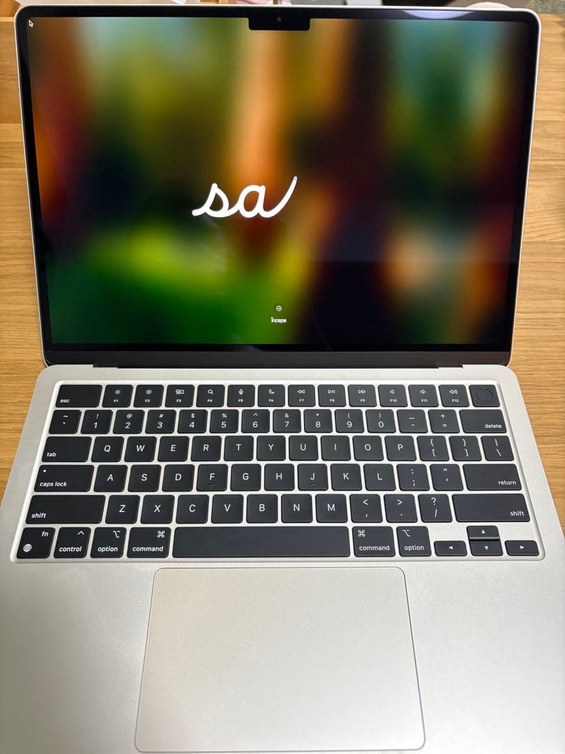 Apple MacBook Air M2 13.6インチ　スターライト