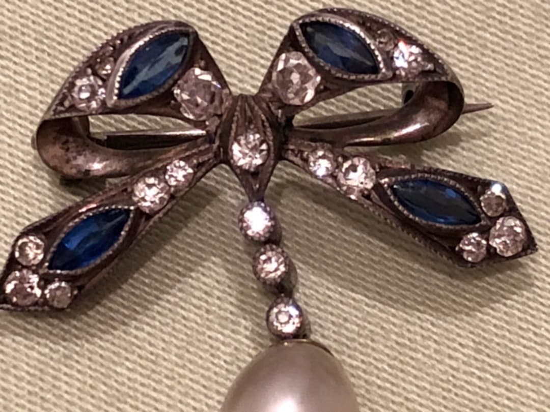 アンティーク ブローチ