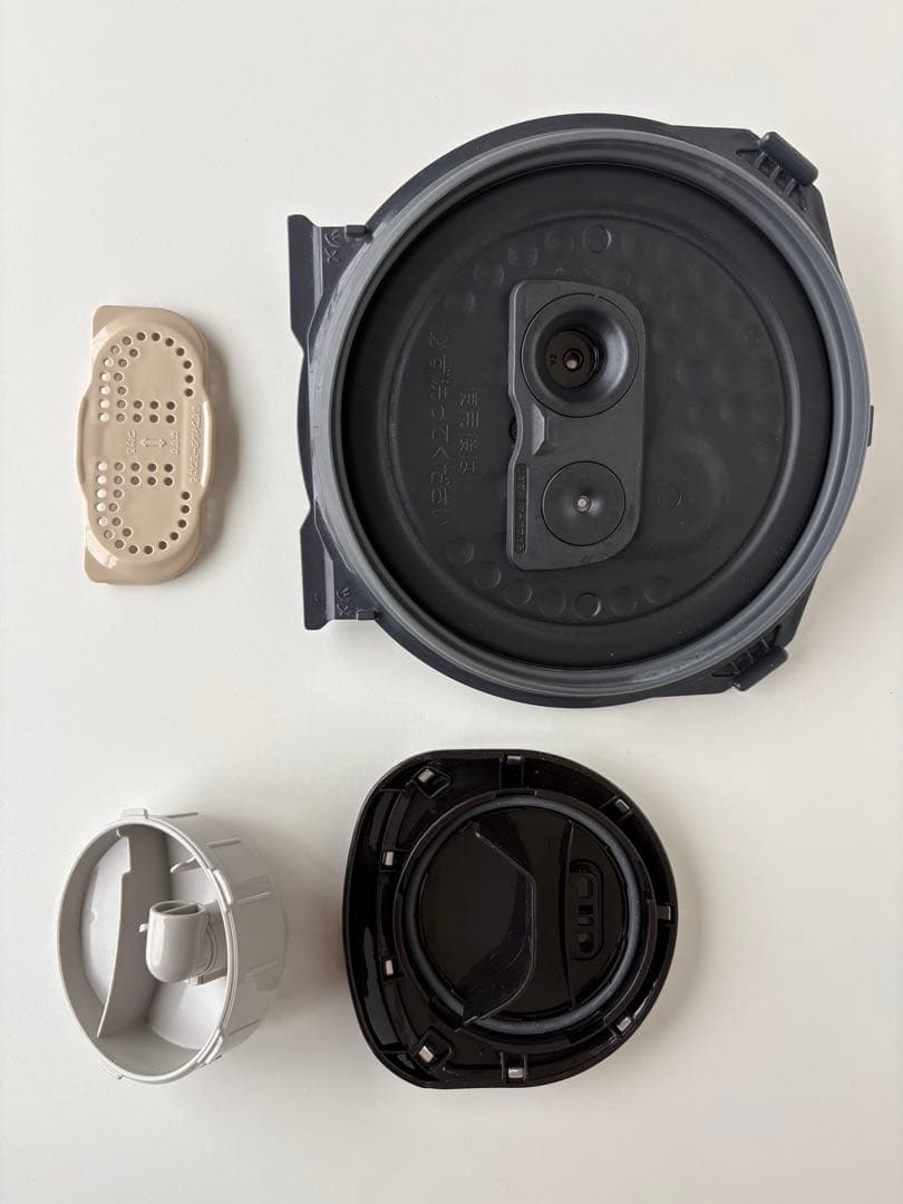 ZOJIRUSHI 象印 5.5合 極め炊き圧力IH炊飯器 NP-ZG10A