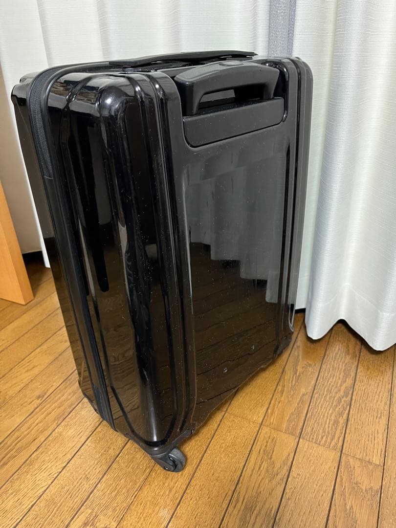 ゼロハリバートン スーツケース 32L 機内持込み可　4輪　中古品