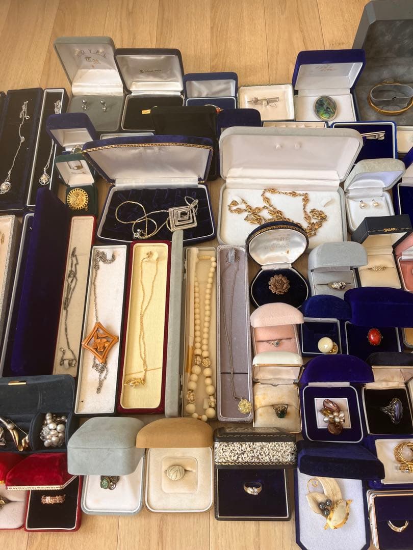 0118-1 遺品整理 指輪 ネックレス ブローチ アクセサリー まとめ