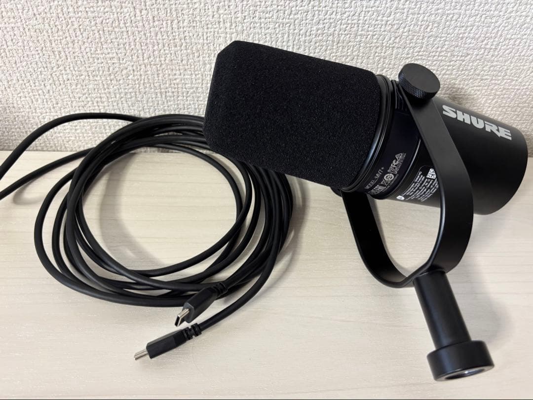 SHURE　シュア　MV7＋　ポッドキャストマイクロホン