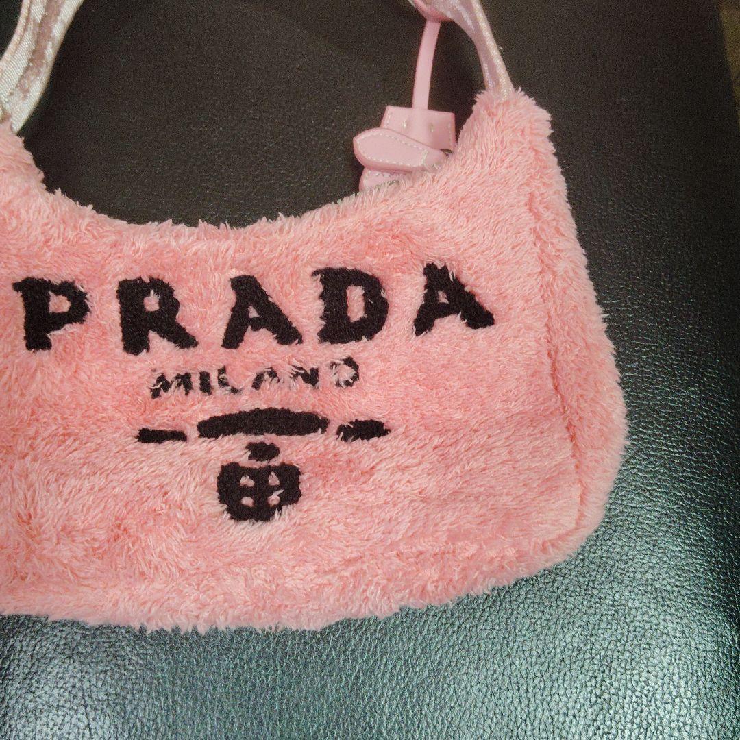 PRADA ピンク ファー ハンドバッグ