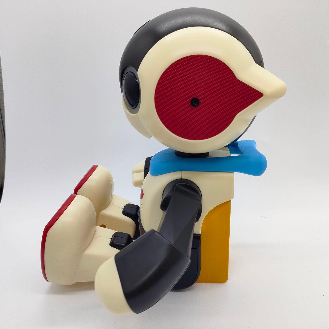 ロビジュニア　Robi おしゃべりロボット　タカラトミー