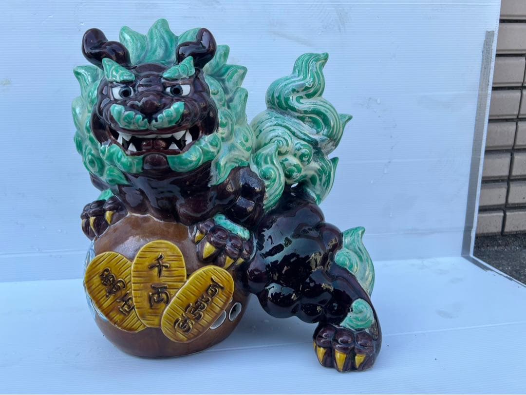は*ま様 陶器製 獅子像 緑と茶色 約30cm