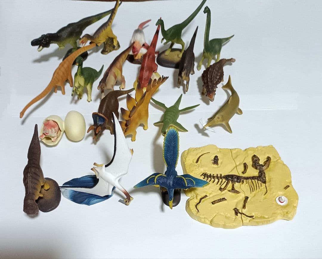 真・真・最終値下げ　恐竜フィギュアまとめ売り　チョコラザウルス　ダイノテイルズ