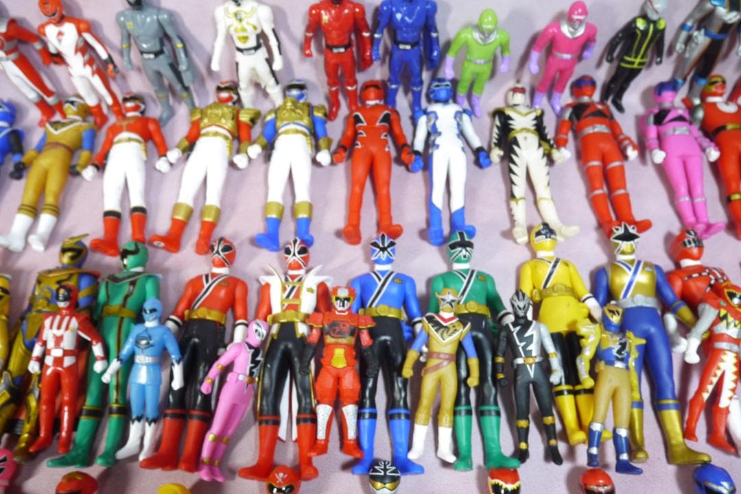 スーパー戦隊シリーズ　ソフビヒーロー　など　100体セット