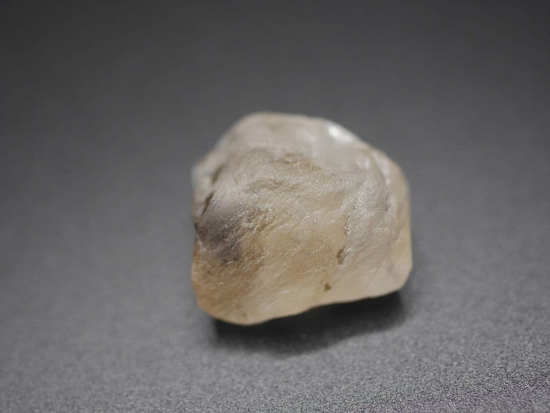 値下げー！ロシア マリシェボ産フェナカイト １番