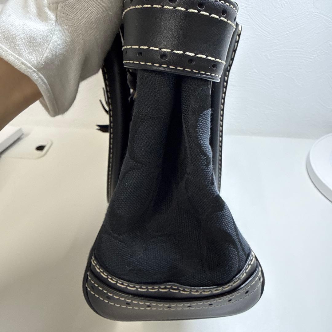 Coach ブラック ハンドバッグ 中型