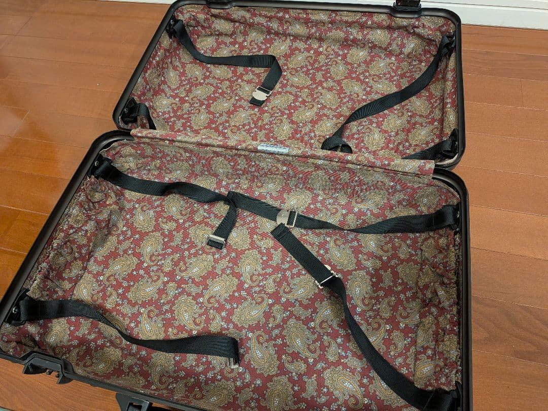 リモワ RIMOWA サンバノヴァ 機内持ち込みサイズ