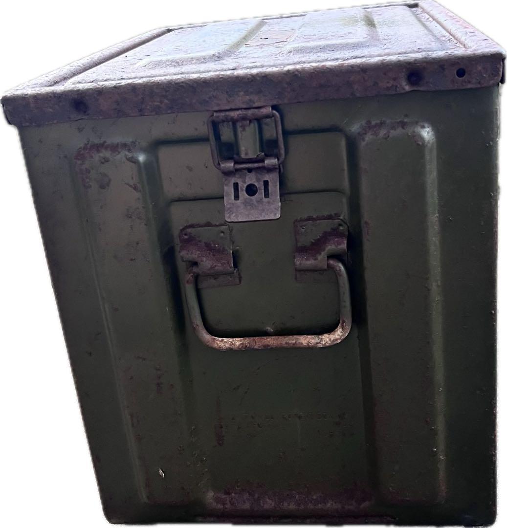 m*n様 【希少】米軍特大アモ缶1940年代R3FBA 弾薬箱 12 FUSES
