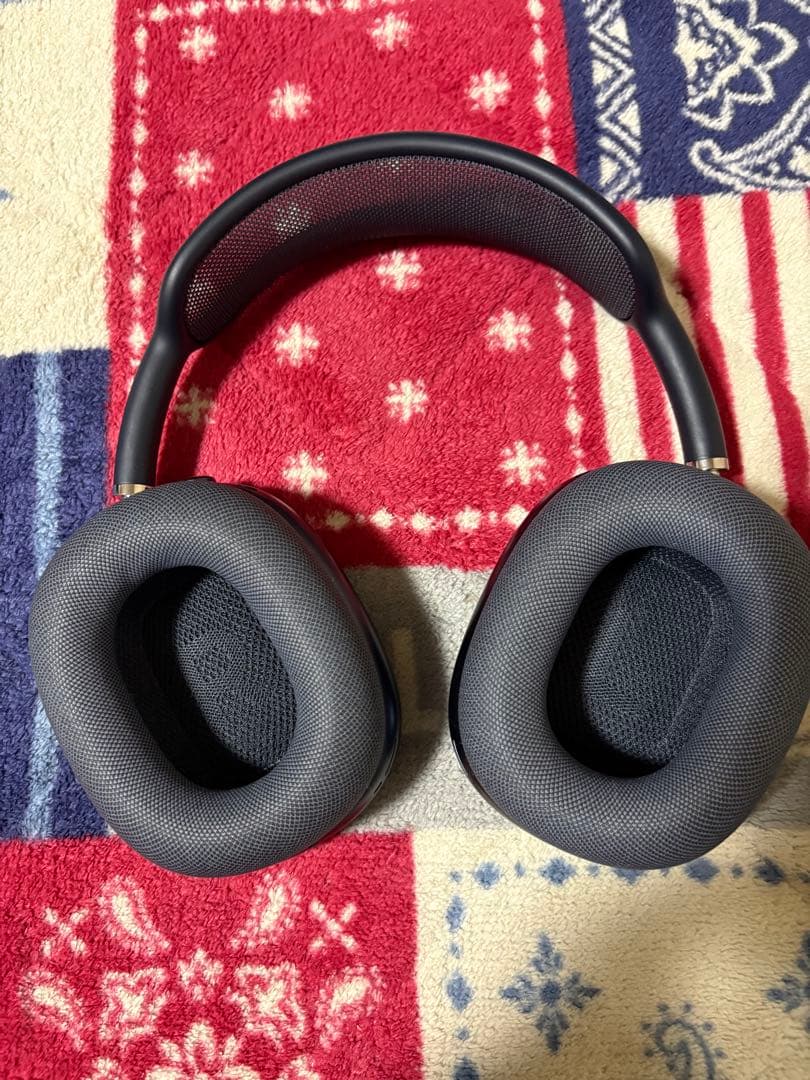 AirPods MAX ミッドナイト