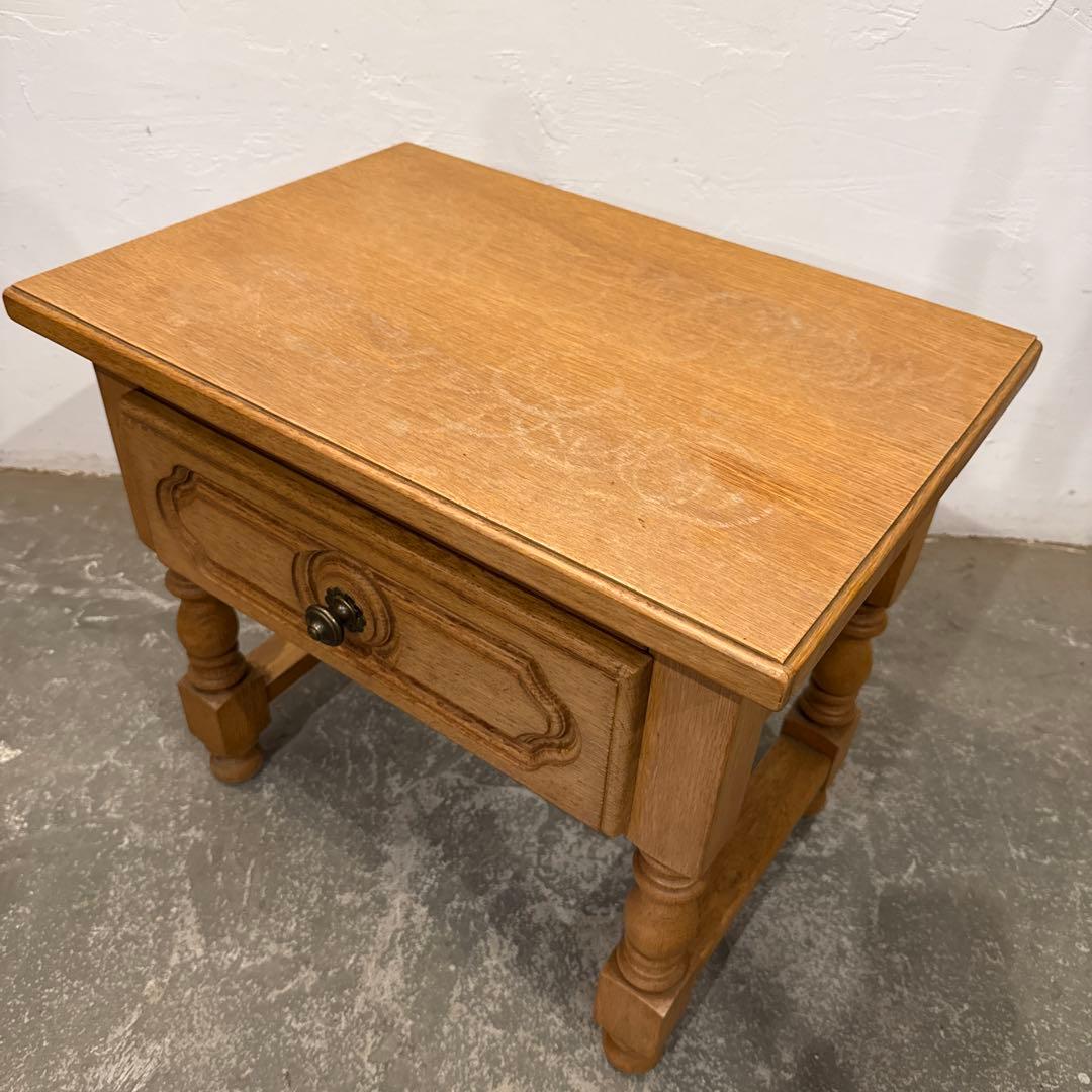 ビンテージ　木製サイドテーブル　引き出し付き 2