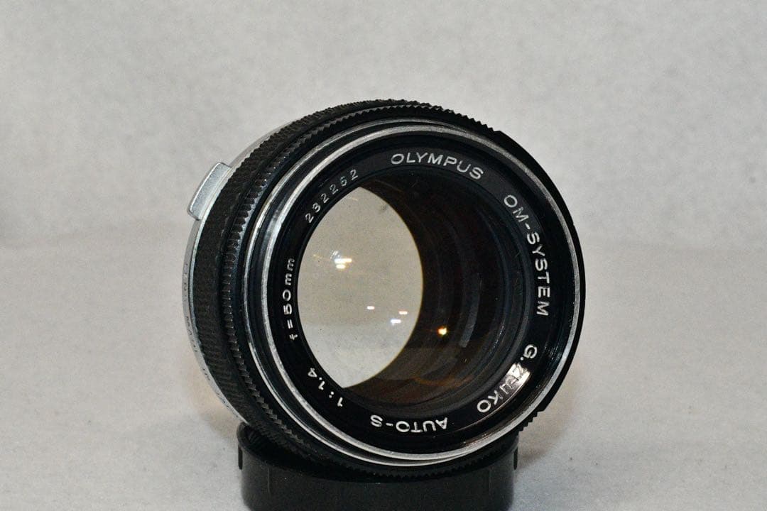 《動作品》OLYMPUS OM10+標準レンズ付きフィルムカメラ a418