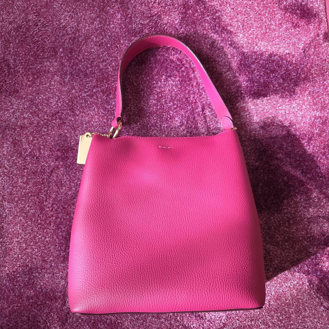 メルハナさん専用　[美品] COACH　ピンク レザー ショルダーバッグ