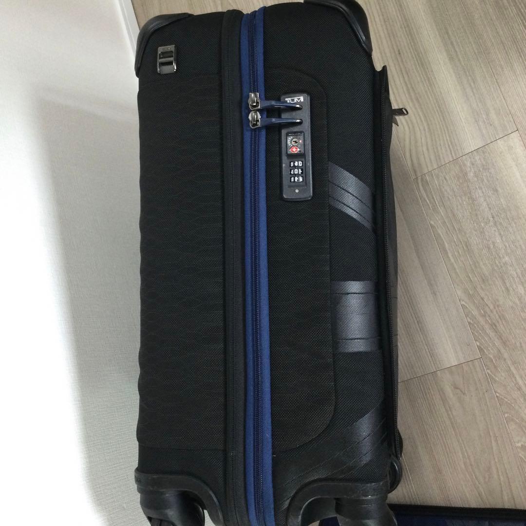 TUMI キャリーケース　MINI by TUMI 機内持込み　拡張機能