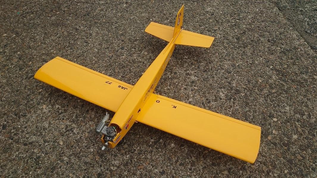 ★生田無線ラジコン飛行機　低翼フライングタイガー　ＯＳ25エンジン別途　発送可