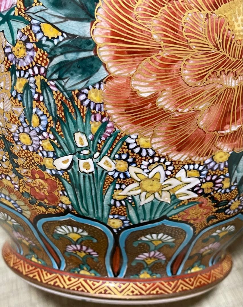 田*中様 豪華絢爛金襴手九谷盧湖造手描き 細密画 百花 花詰 金彩 色絵 九谷焼