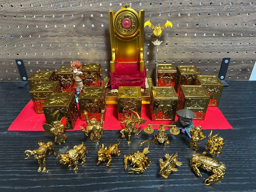 y*u様 聖闘士聖衣神話APPENDIX 黄金聖衣箱VOL1〜4&黄金聖衣オブジ