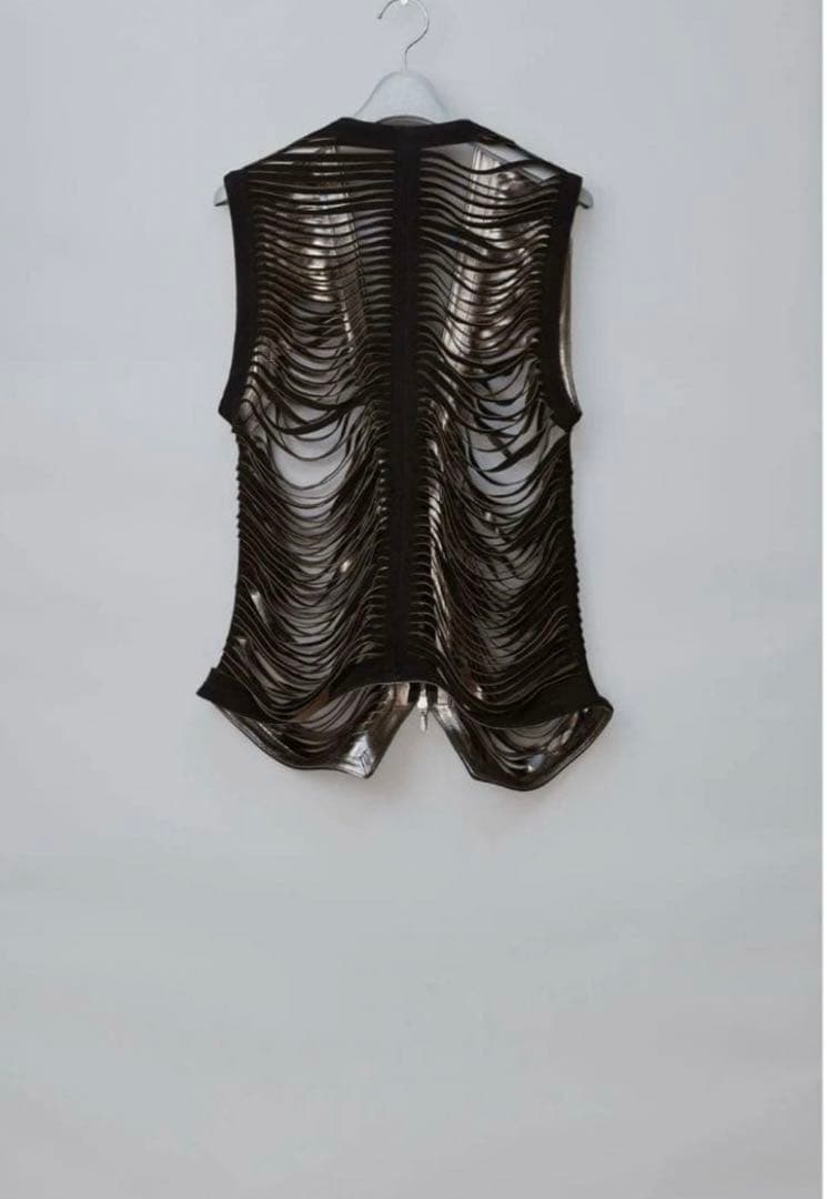 トップス MASU SHREDDER LEATHER VEST(BLACK)