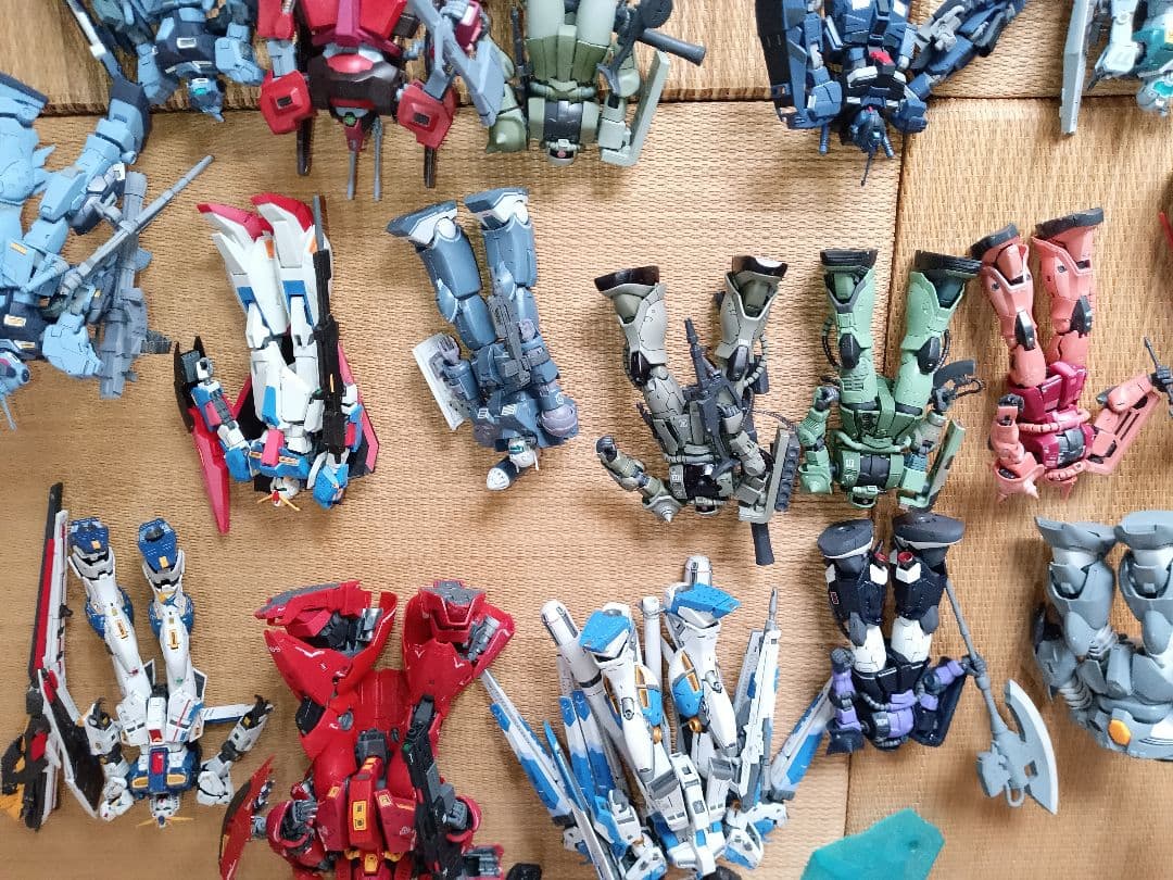 ガンダム組済みhgmgrgロボット魂