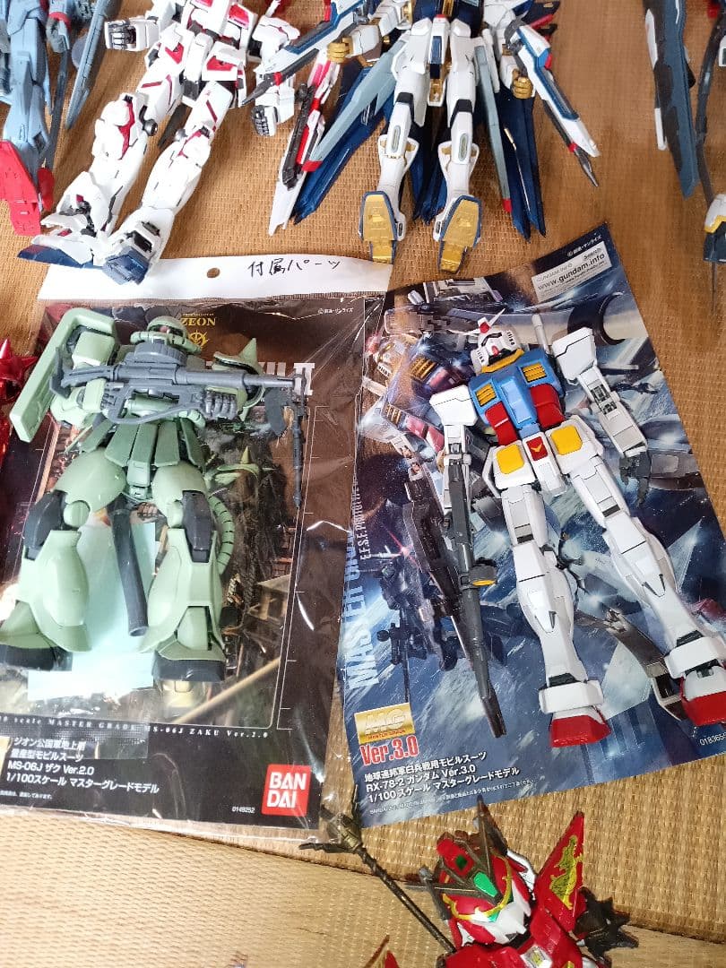 ガンダム組済みhgmgrgロボット魂