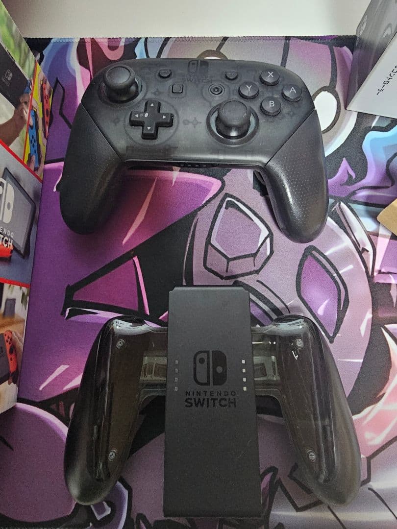 Nintendo Switch ニンテンドー　バッテリー強化版　プロコン付き