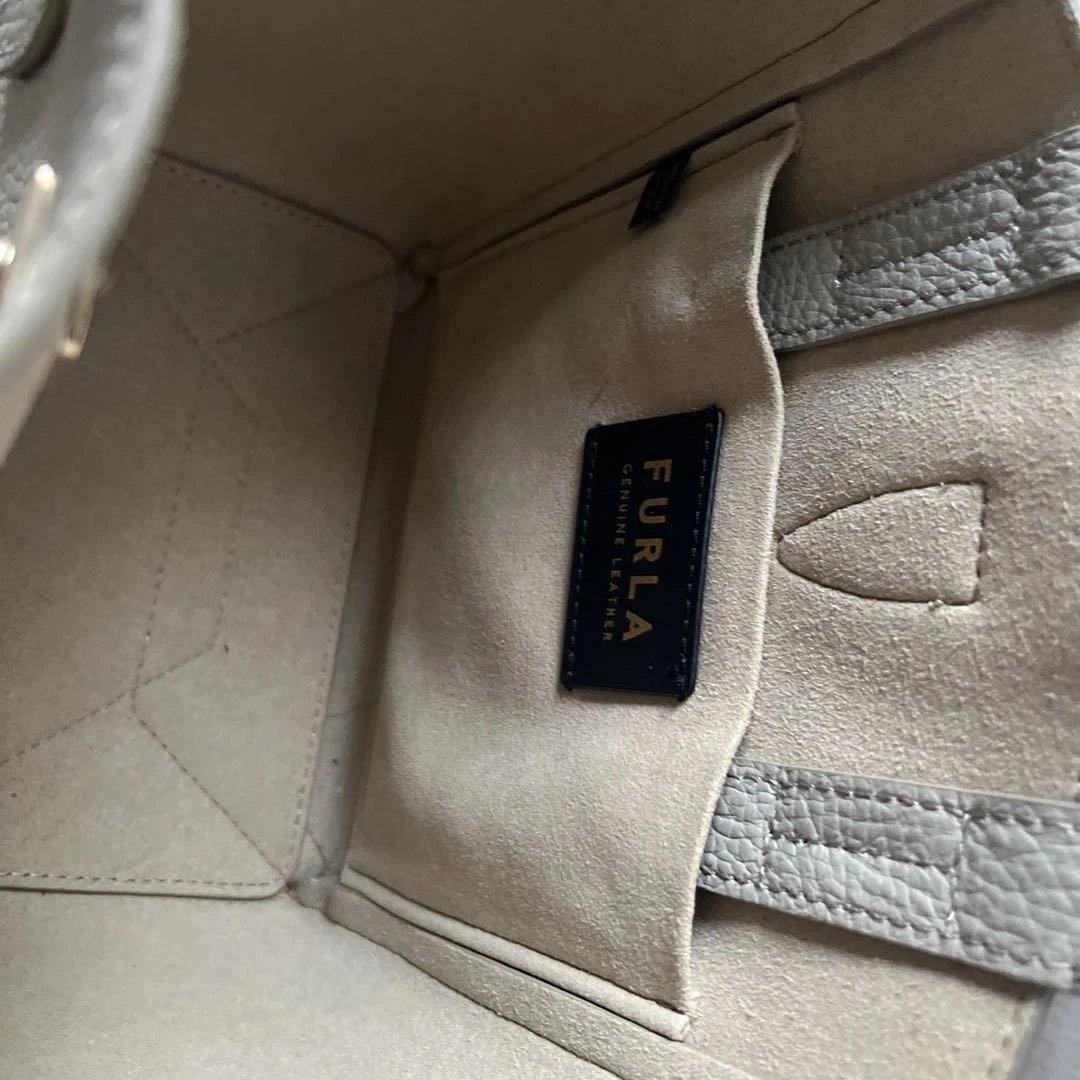 フルラのバッグ