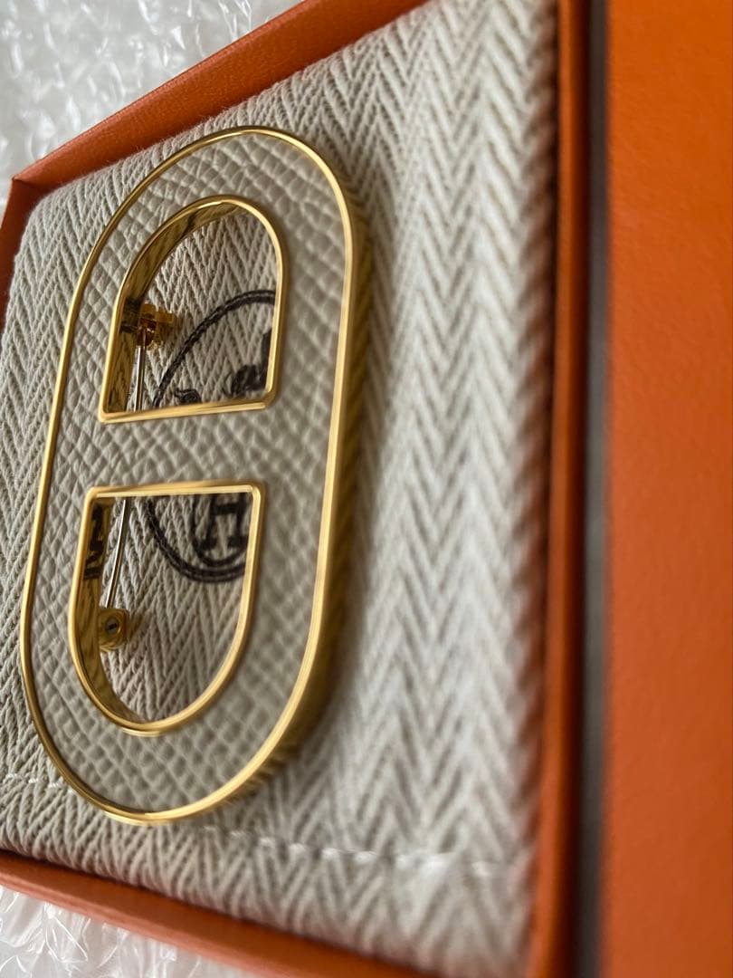 エルメス　HERMES ブローチ　シェーヌダンクル　バッジ　クレ　ゴールド　新品