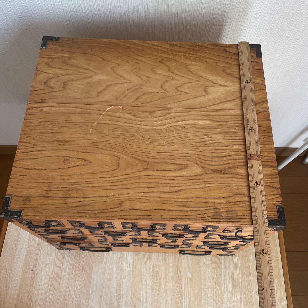 木製 中型チェスト 伝統的な和風デザイン 百味箪笥 骨董品薬箪笥 アンティーク