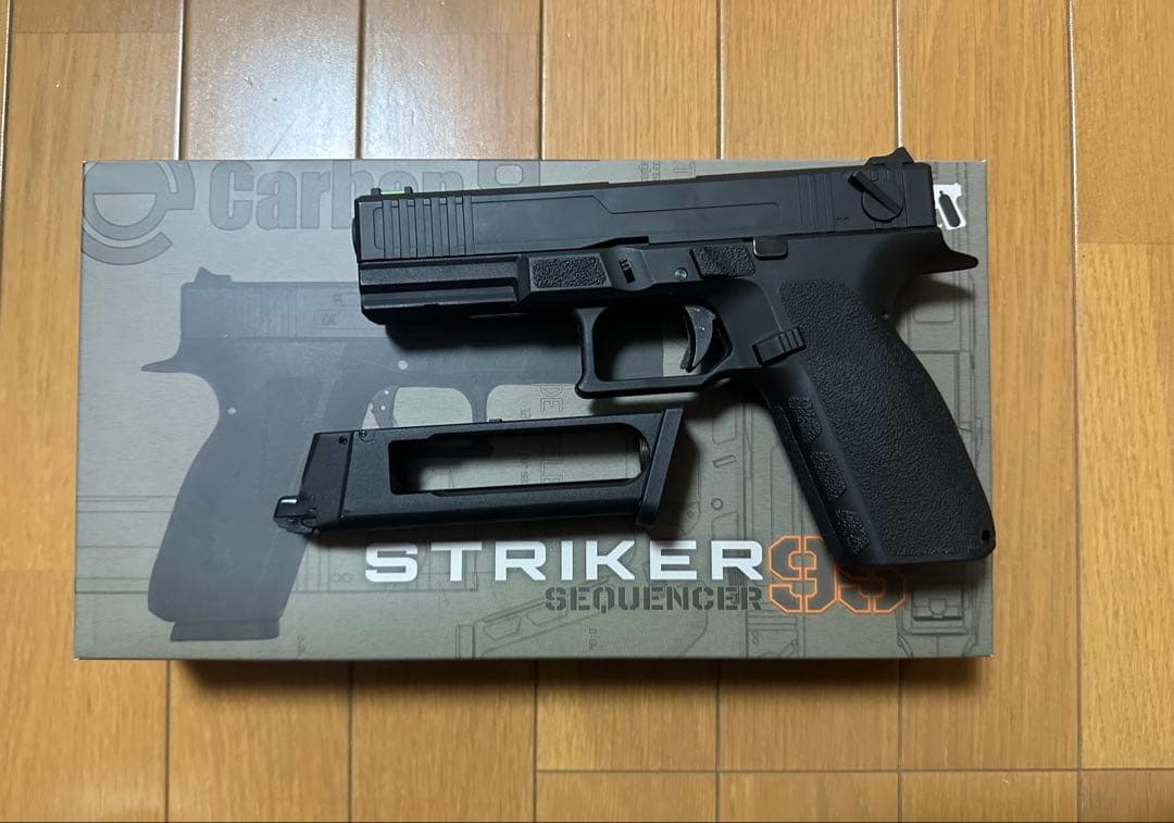 Carbon8 カーボネイト　ストライカー9S CO2