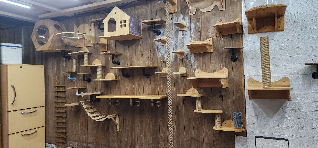 木製キャットタワー 多層構造 キャットハウス付き