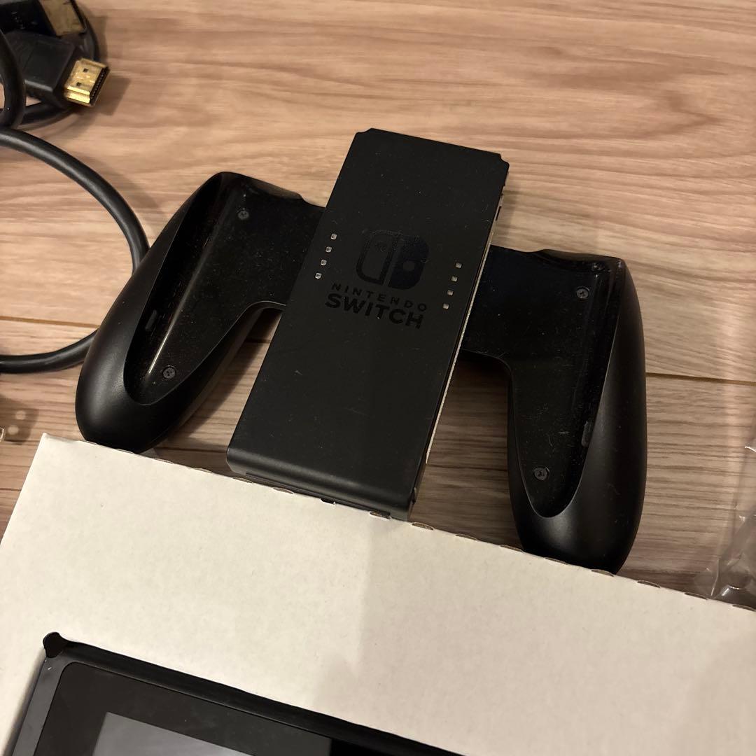 動作確認済 Nintendo Switch 本体 赤/青ジョイコン リングコン付