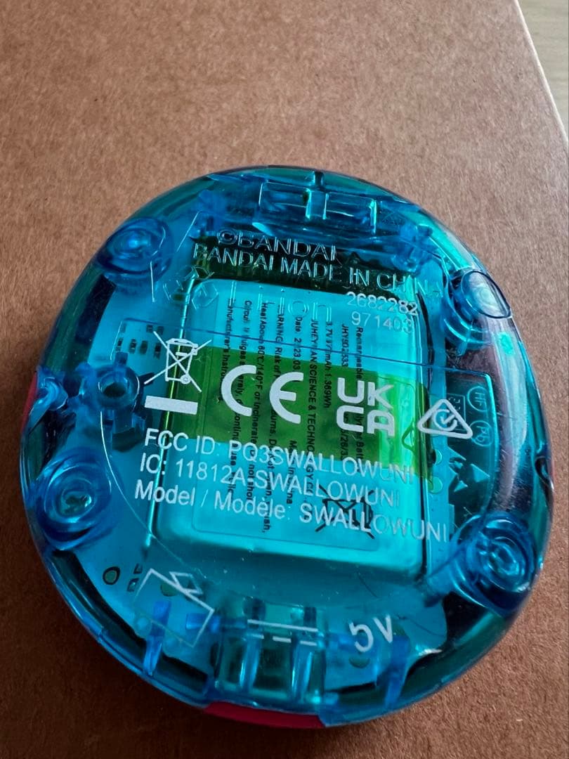 Tamagotchi Uni ピンク　たまごっち