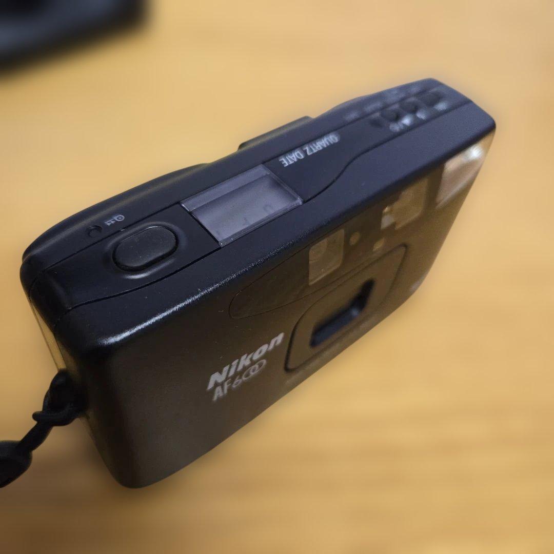 ニコン Nikon AF600 コンパクトフィルムカメラ　ケースつき